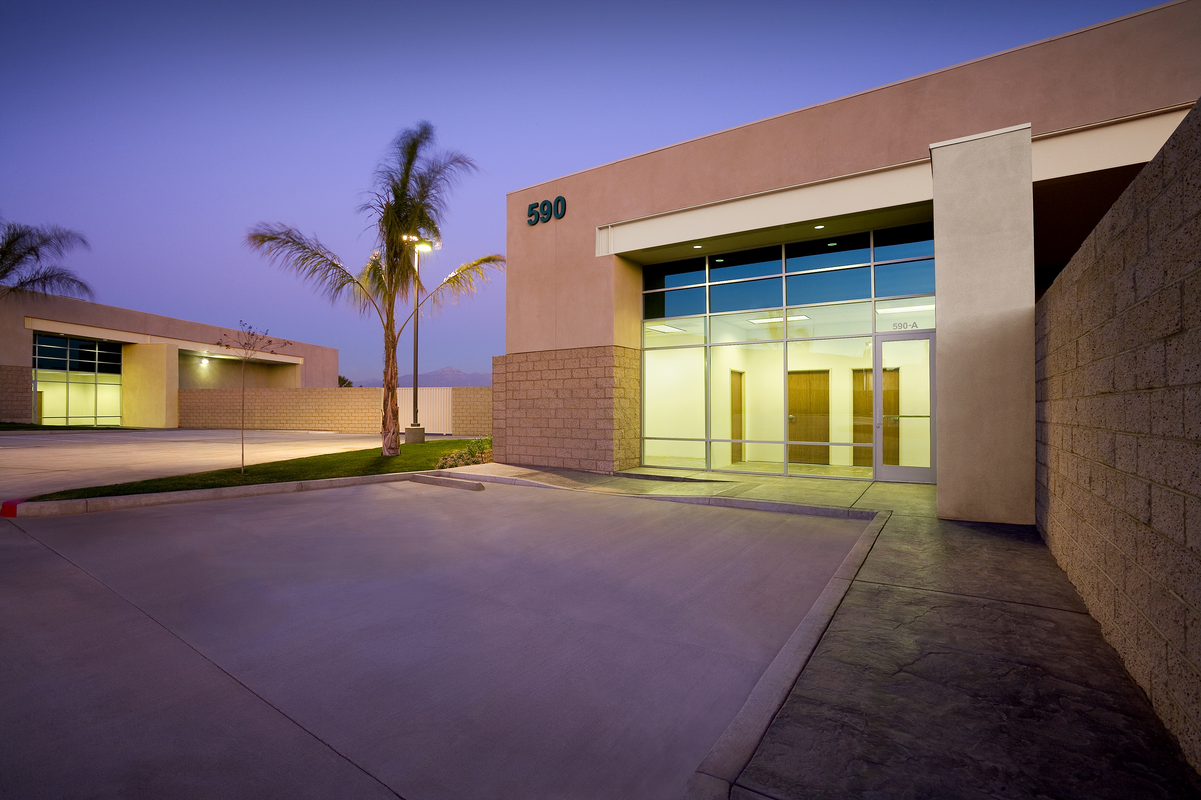 RIVERSIDE WEARHOUSE