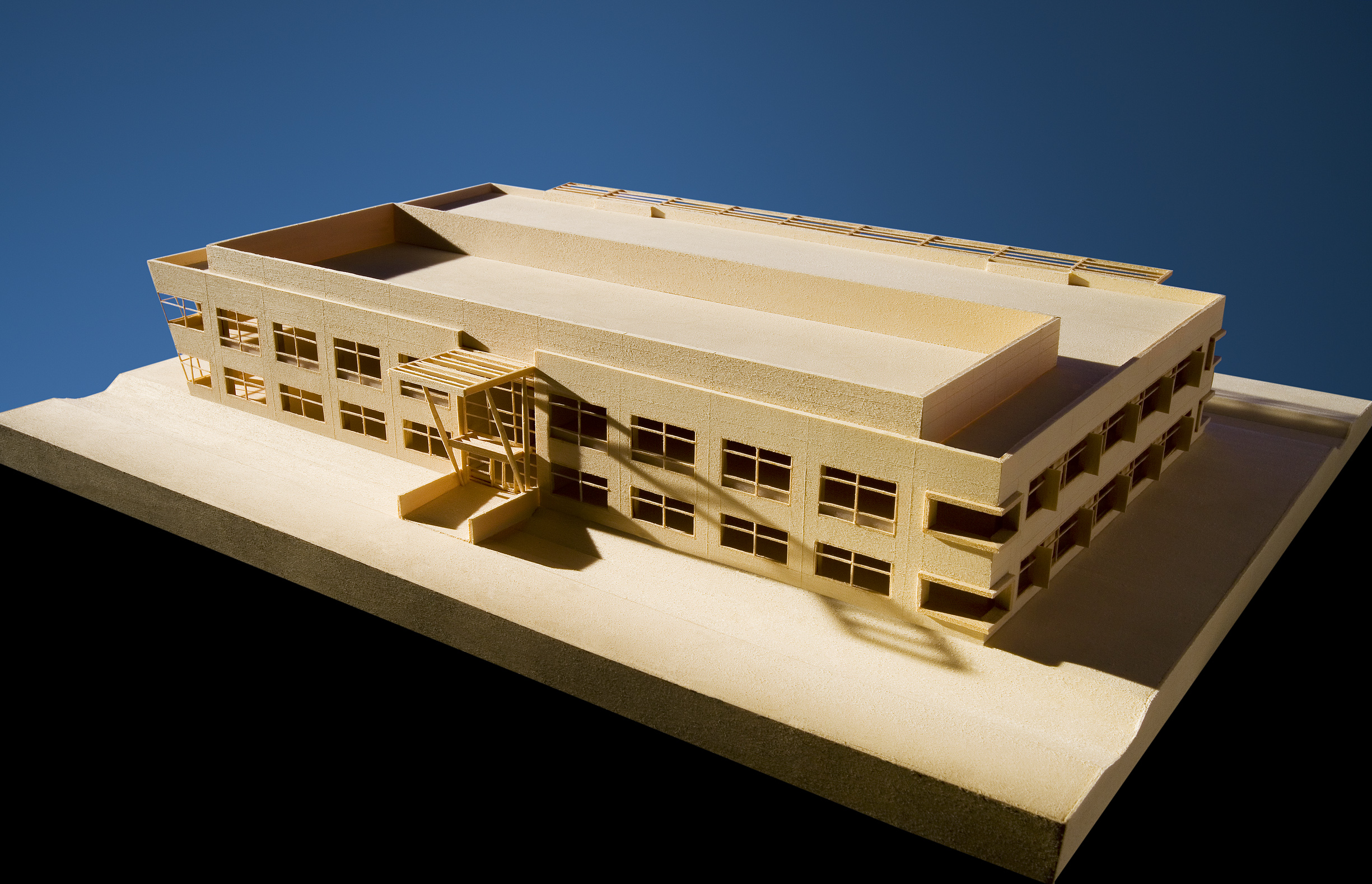 TUSTIN LAGACY SCALE MODEL