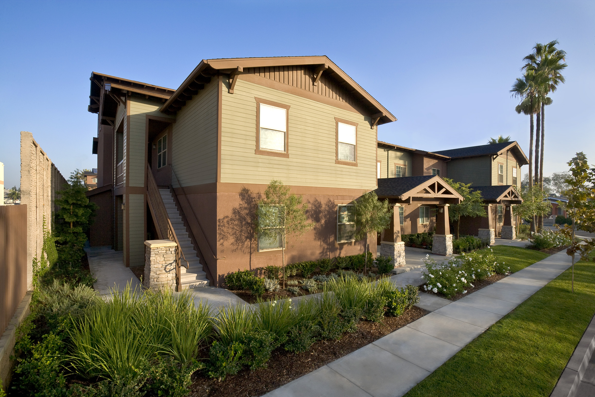 VINEYARD TOWN HOMES